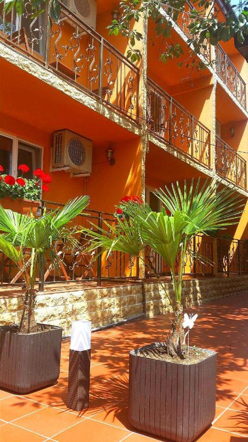 Vila Floarea Etiquette Costinesti Exterior photo